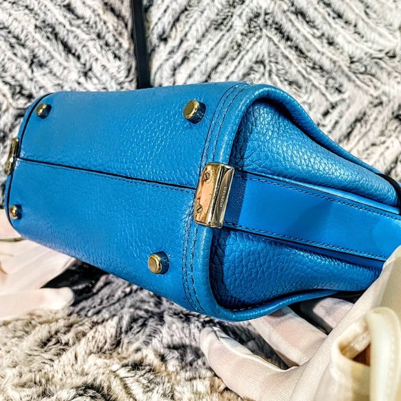 EUC - COACH AZURE SWAGGER 21 CARRYALL IN PEBBLE LEATHER (F37444) - Picture 6 of 9